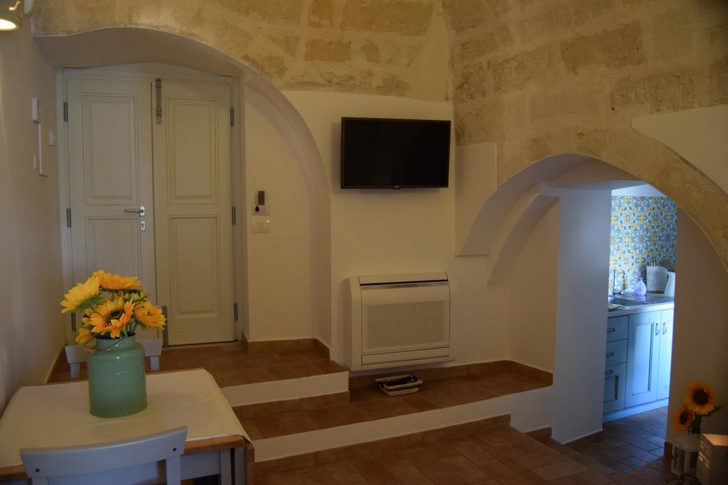 Roseus La Casa Vacanze Nei Sassi มาเตรา ภายนอก รูปภาพ